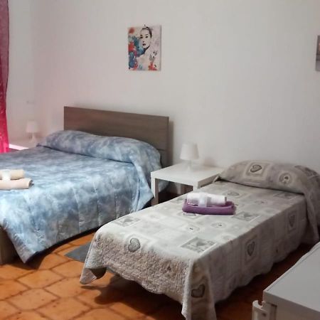 Bed And Fly Aeroporto Catania Reception H24 Bed & Breakfast Exterior photo