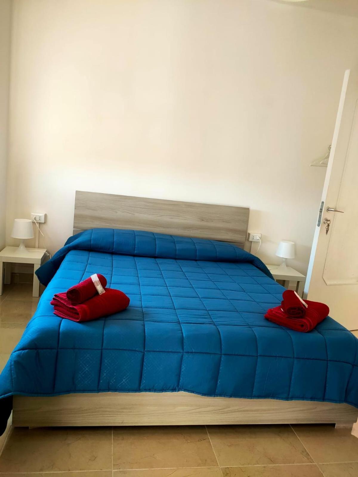 Bed And Fly Aeroporto Catania Reception H24 Bed & Breakfast Exterior photo