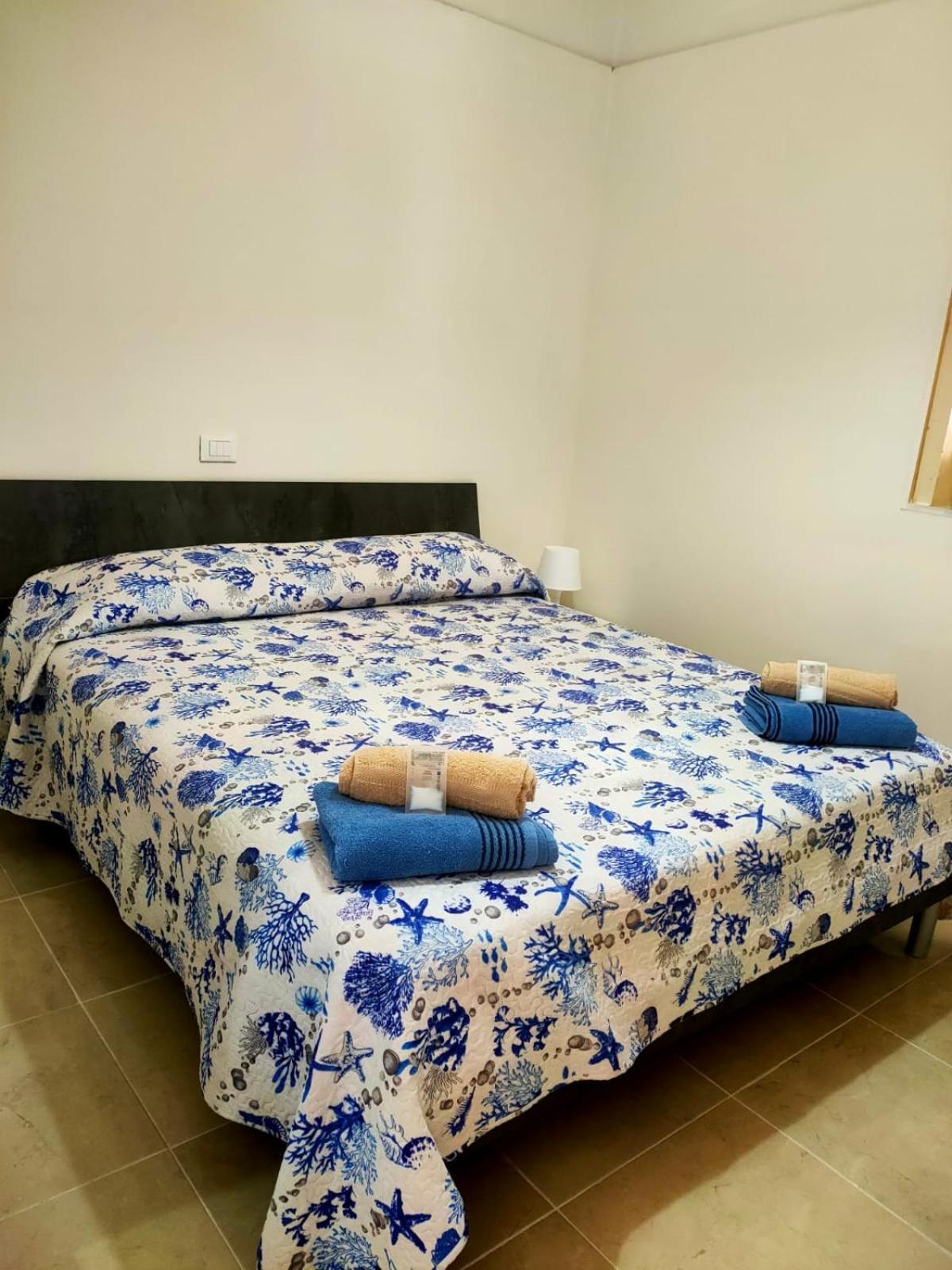 Bed And Fly Aeroporto Catania Reception H24 Bed & Breakfast Exterior photo